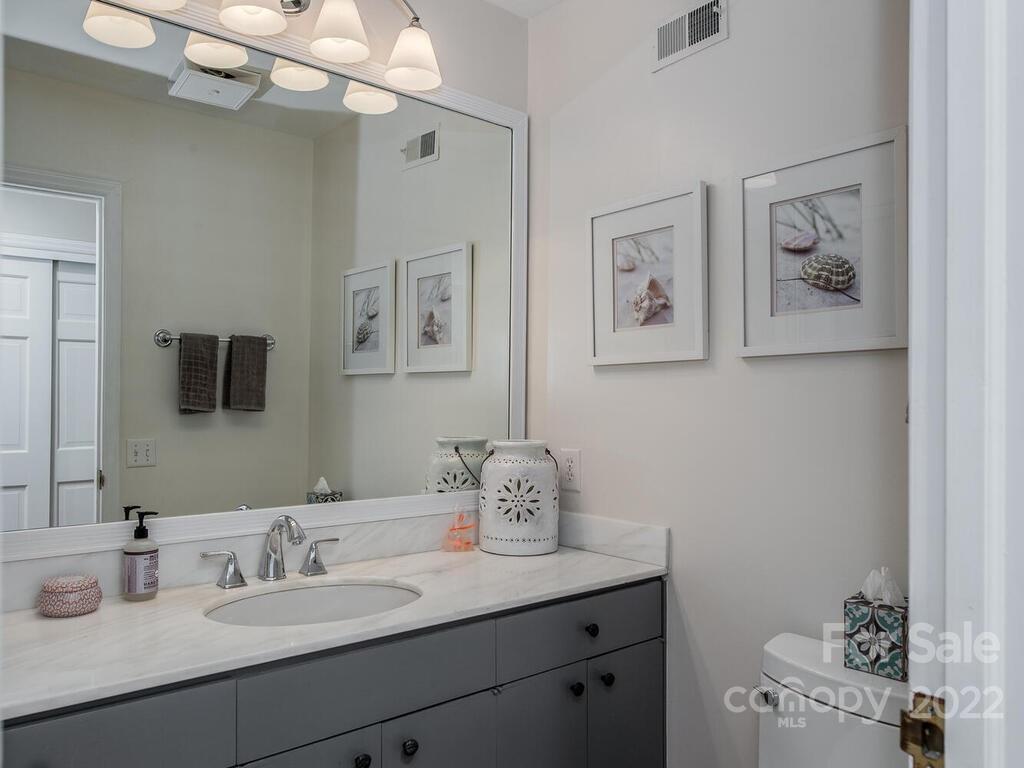 5 Sunrise Point Road Lake Wylie, SC 29710 - Photo 23 of 31 Gallery Image 23
