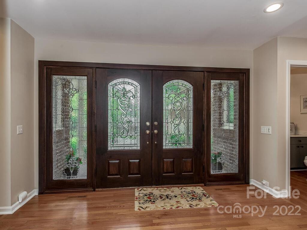 5 Sunrise Point Road Lake Wylie, SC 29710 - Photo 3 of 31 Gallery Image 3