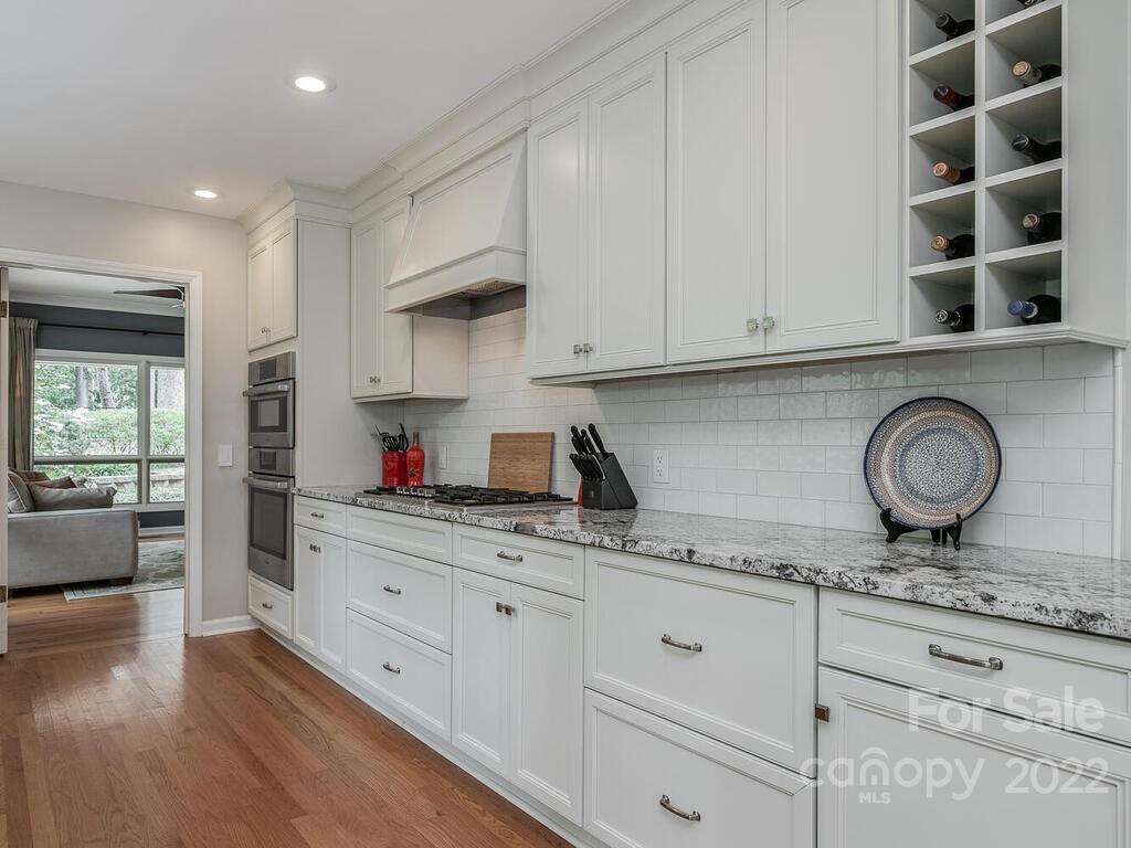 5 Sunrise Point Road Lake Wylie, SC 29710 - Photo 7 of 31 Gallery Image 7