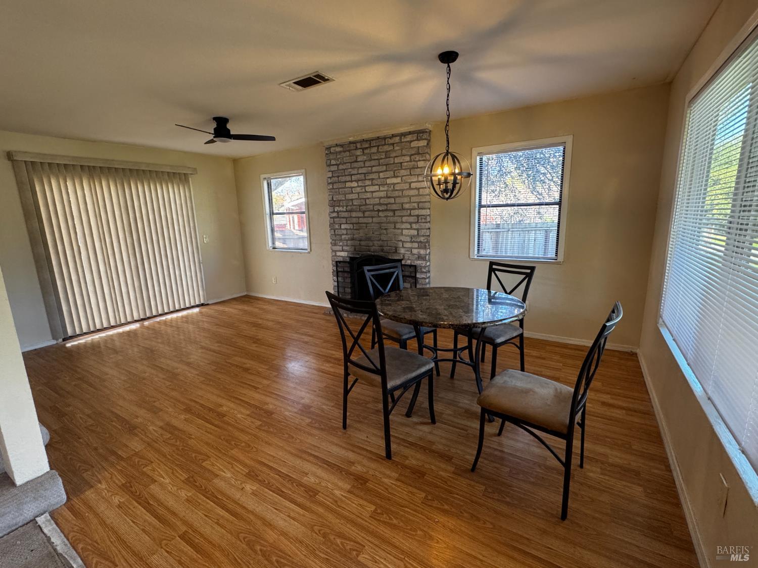 1435 Monterey Drive Santa Rosa, CA 95405 - Photo 5 of 21