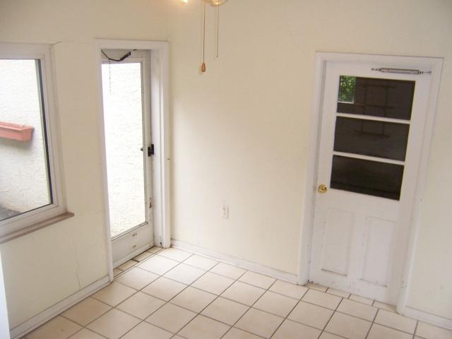 1767 Inchcliff Road Upper Arlington, OH 43221 - Photo 15 of 17