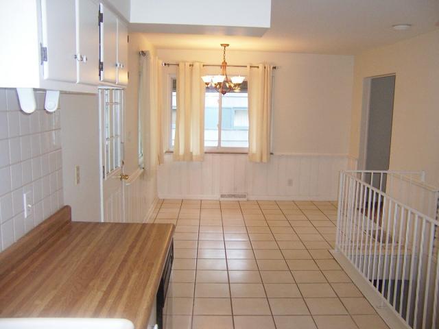1767 Inchcliff Road Upper Arlington, OH 43221 - Photo 4 of 17