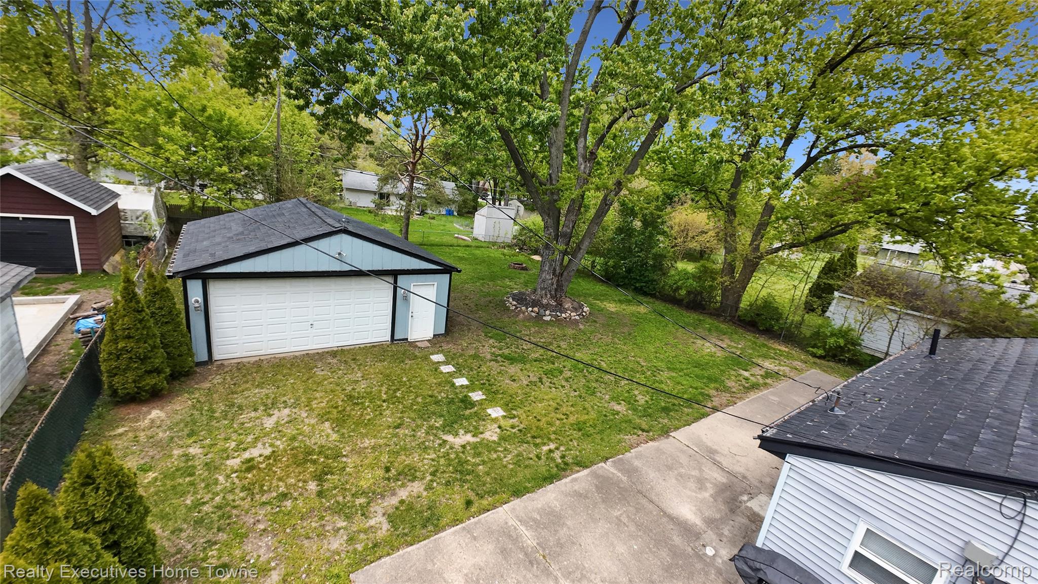 1373 Nolta Road Walled Lake, MI 48390 - Photo 2 of 29 2.jpg