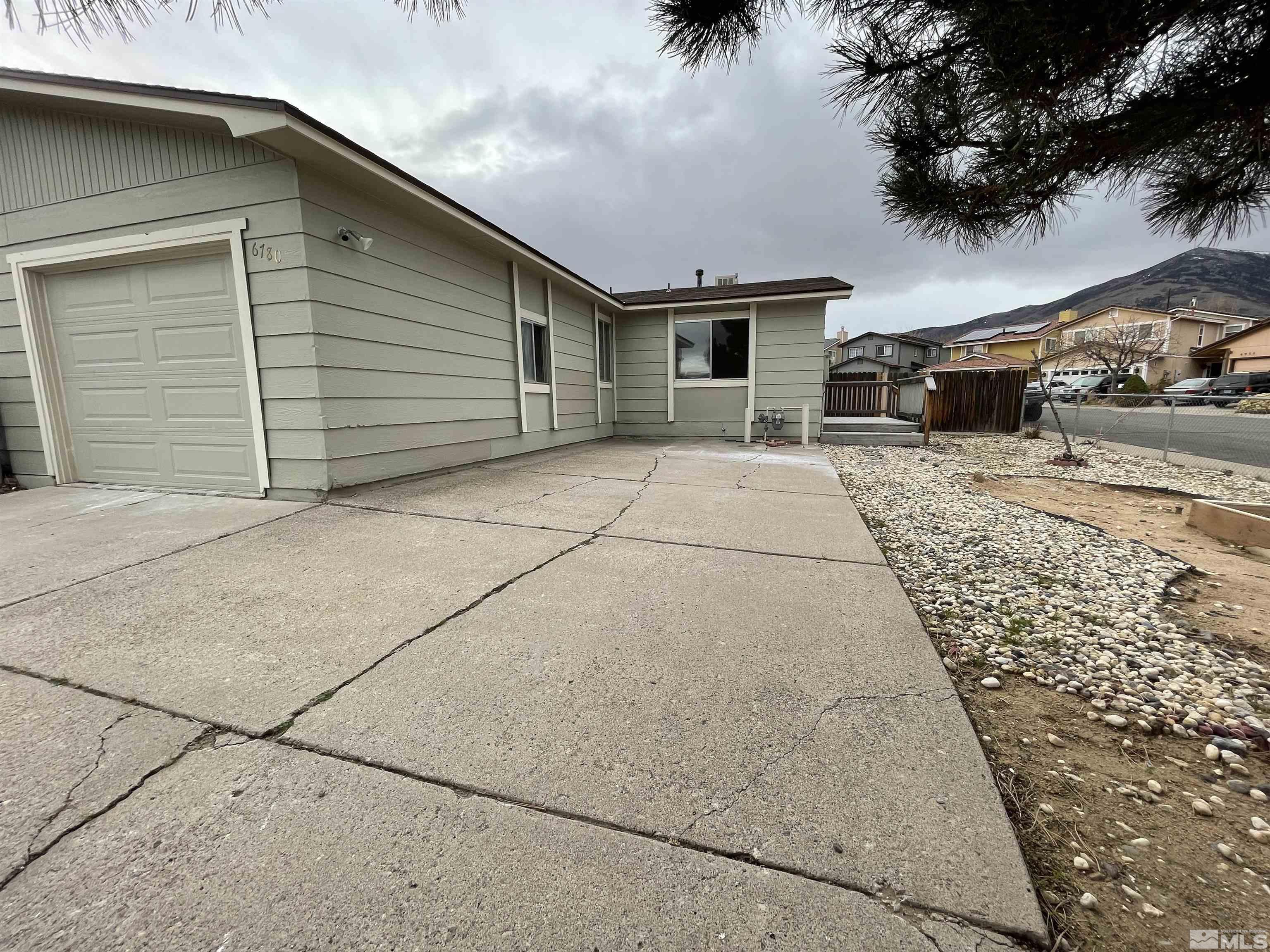6780 Lotus Street Reno, NV 89506 - Photo 2 of 16 Photo 2