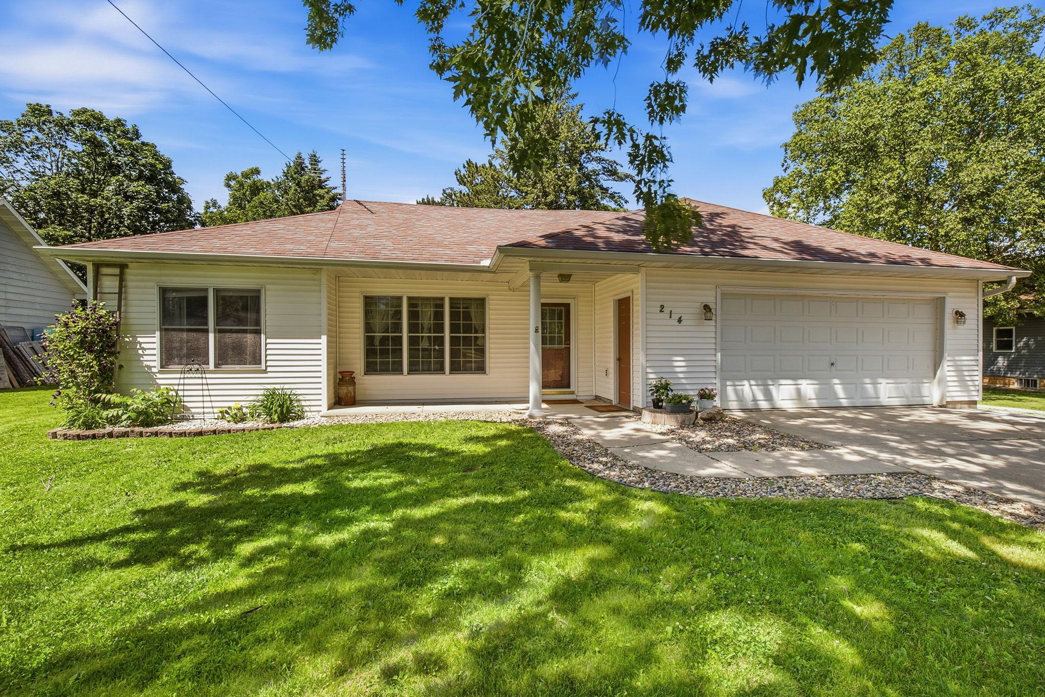 214 Trondheim Road Kenyon, MN 55946 - Photo 3 of 31