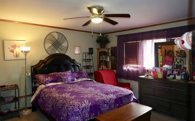 $294,500 | 10937 California Court, Orland Park, IL 60467