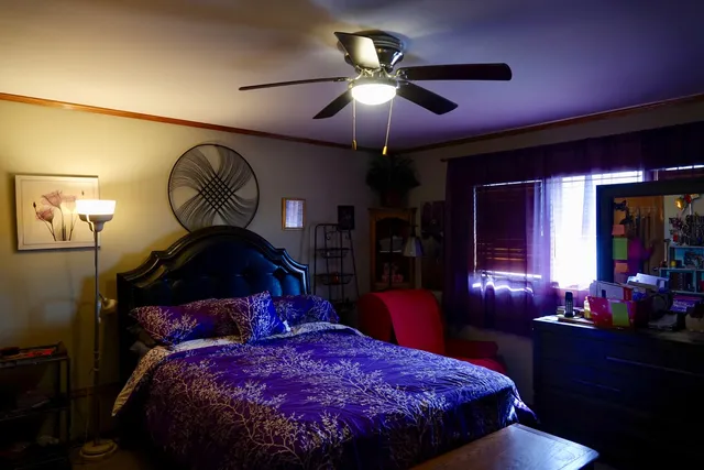 $294,500 | 10937 California Court, Orland Park, IL 60467