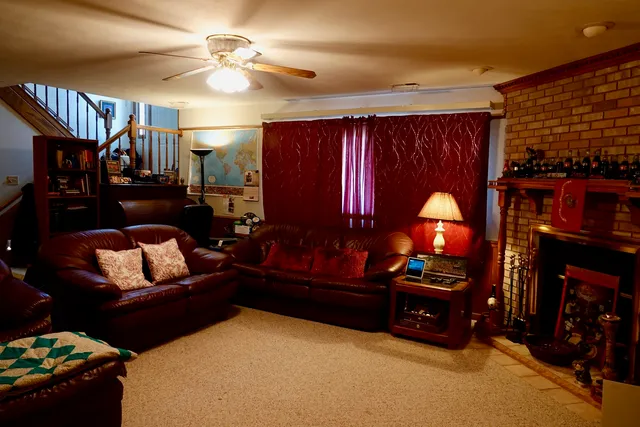 $294,500 | 10937 California Court, Orland Park, IL 60467