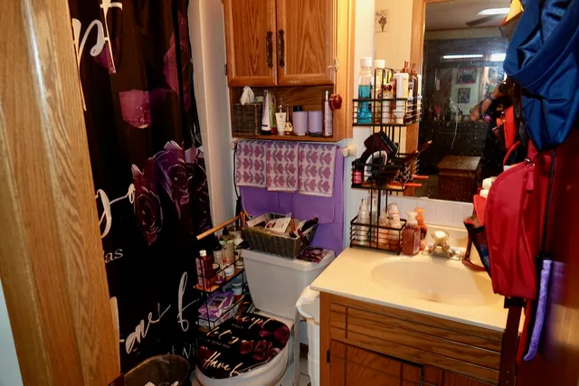 $294,500 | 10937 California Court, Orland Park, IL 60467