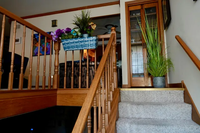 $294,500 | 10937 California Court, Orland Park, IL 60467