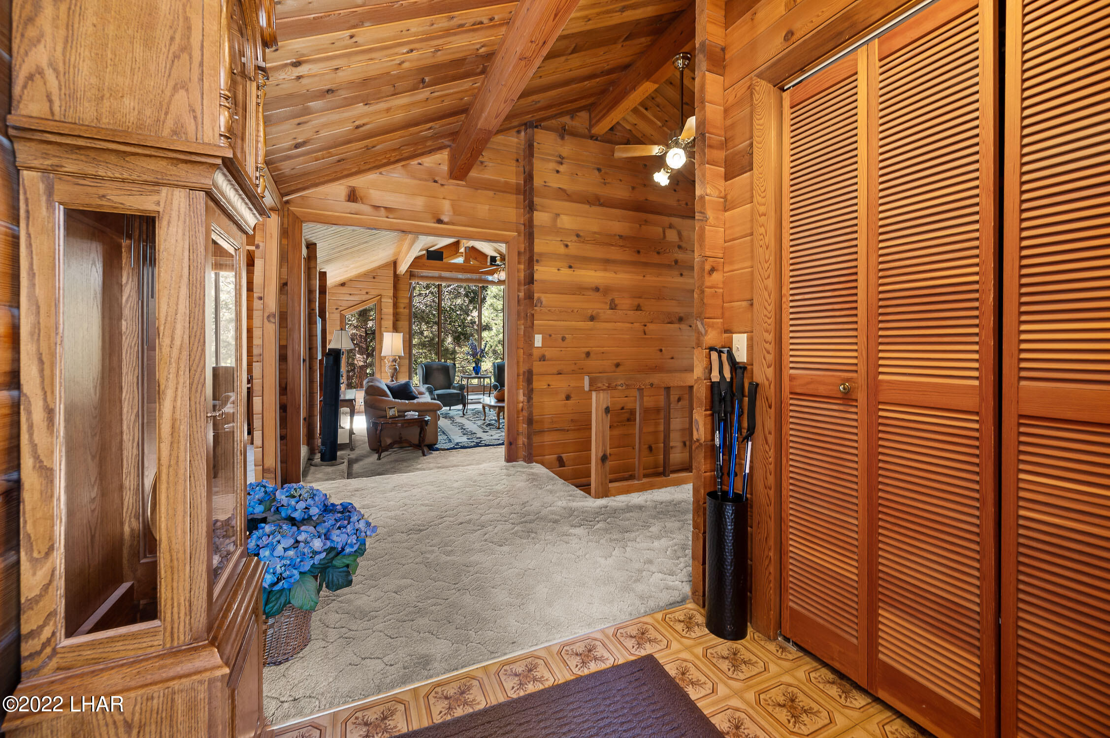 6712 Flag Mine Road Kingman, AZ 86401 - Photo 2 of 72 Welcome to your new home. Entry.