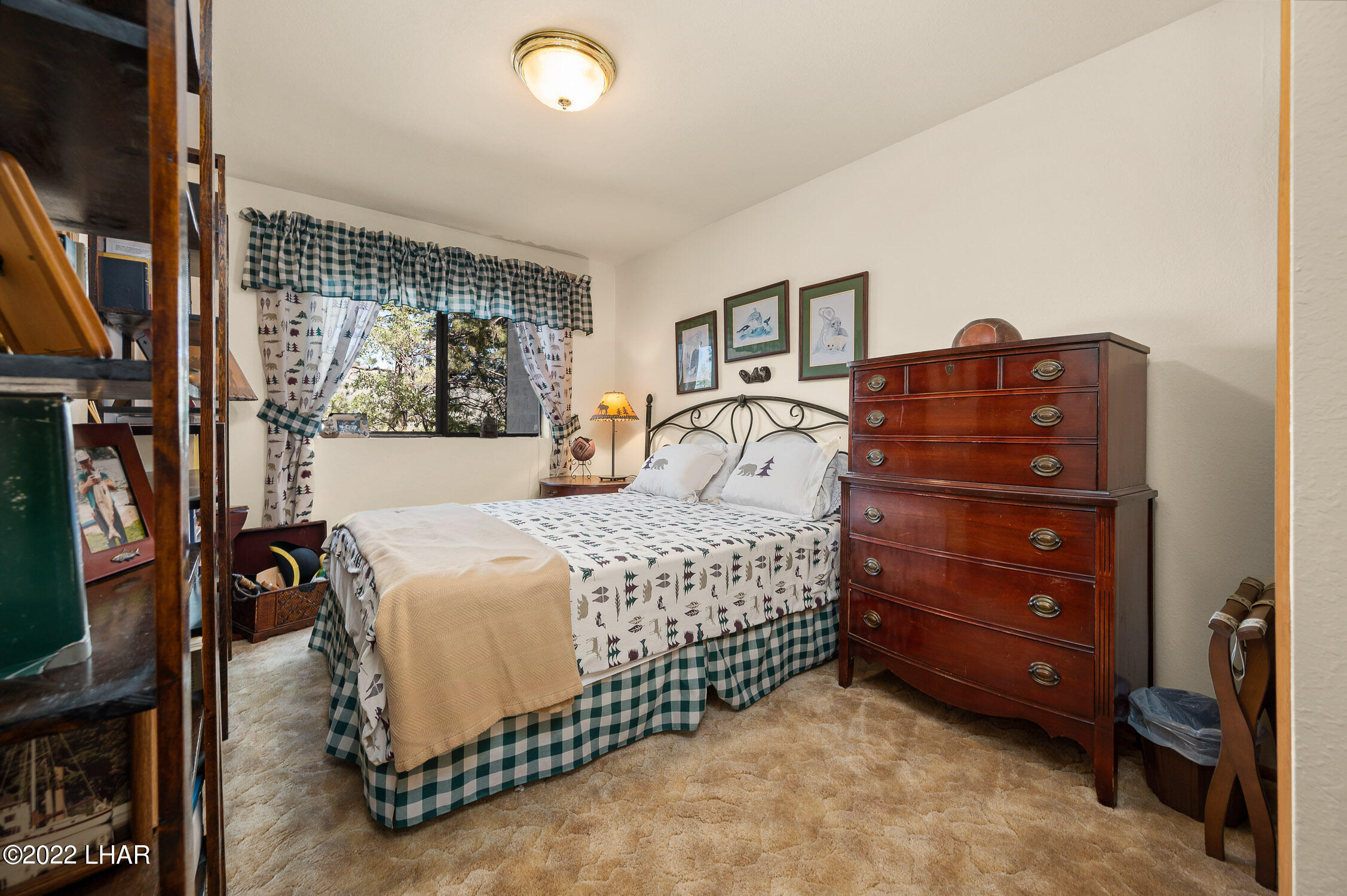 6712 Flag Mine Road Kingman, AZ 86401 - Photo 48 of 72 3rd bedroom with awesome views.