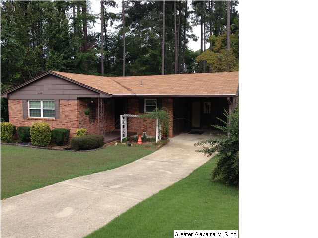 932 Barnisdale Road Birmingham, AL 35235 - Photo 1 of 31