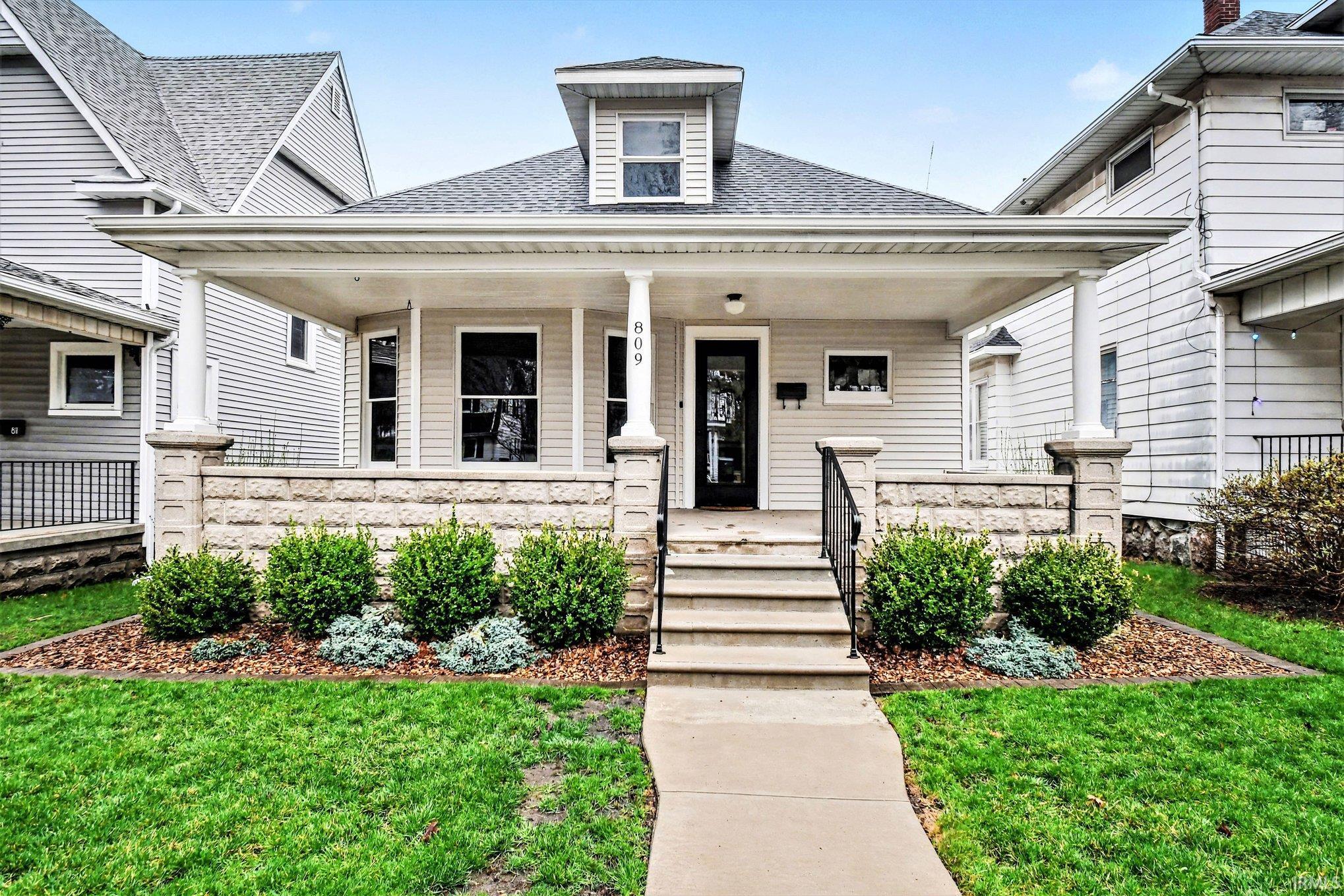 809 South 6th Street Goshen, IN 46526 - Photo 3 of 28