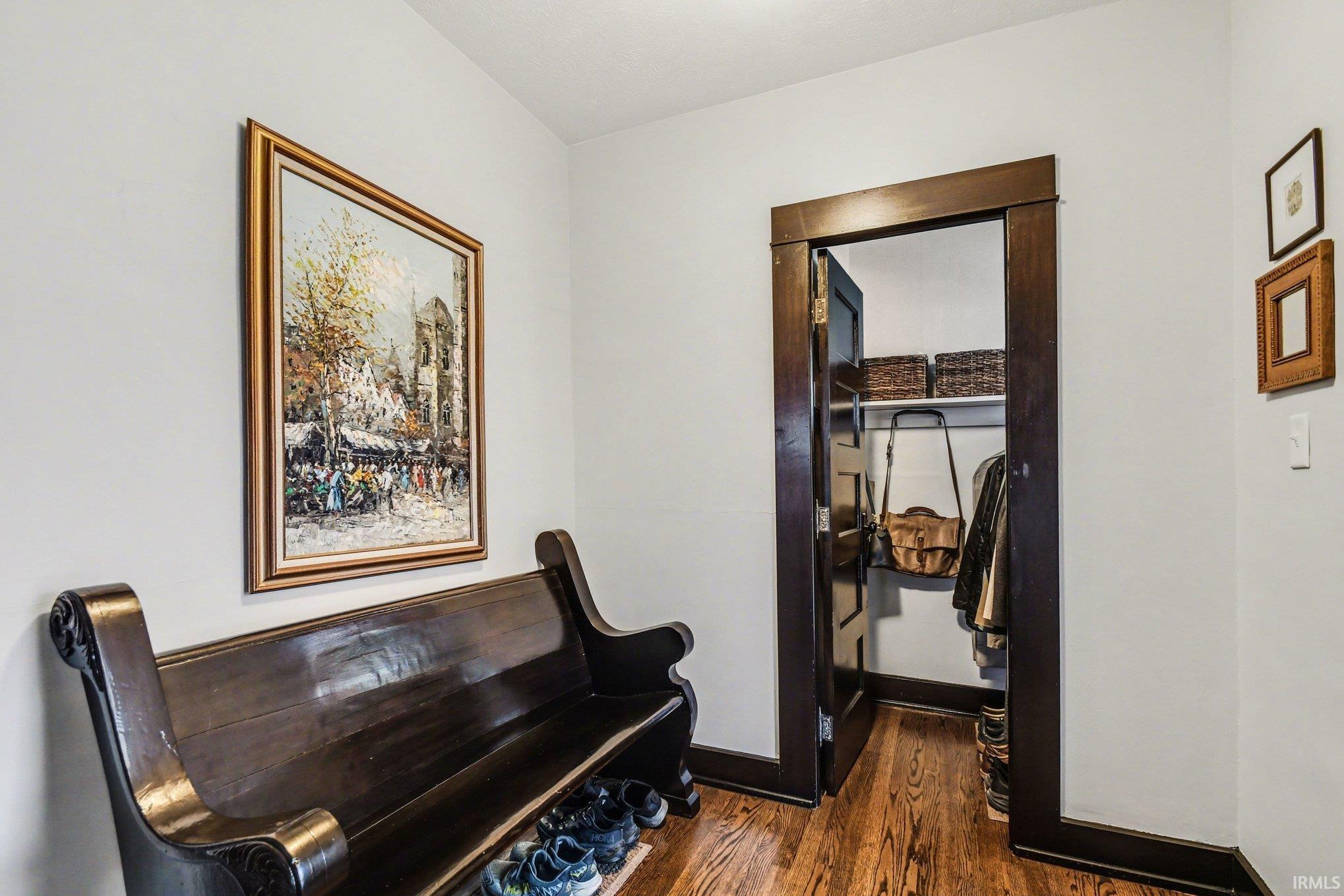 809 South 6th Street Goshen, IN 46526 - Photo 7 of 28