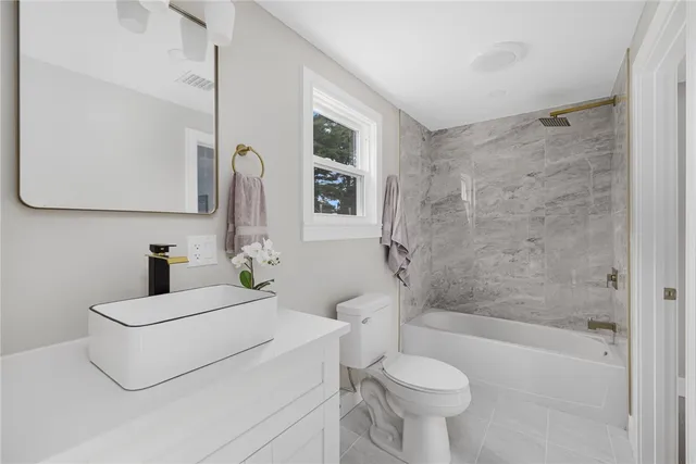 $850,000 | 63 Aspen Road, South Kingstown, RI 02879