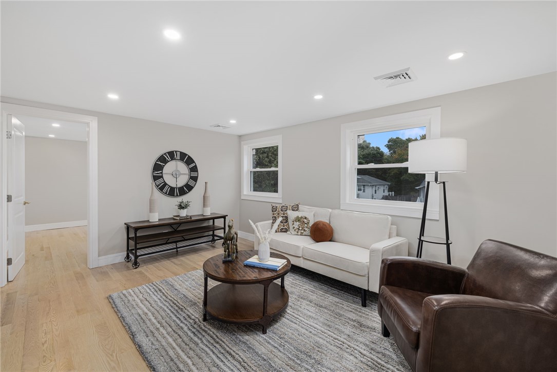 63 Aspen Road South Kingstown, RI 02879 - Photo 22 of 43