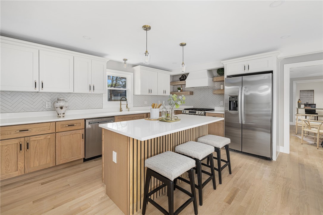 63 Aspen Road South Kingstown, RI 02879 - Photo 4 of 43