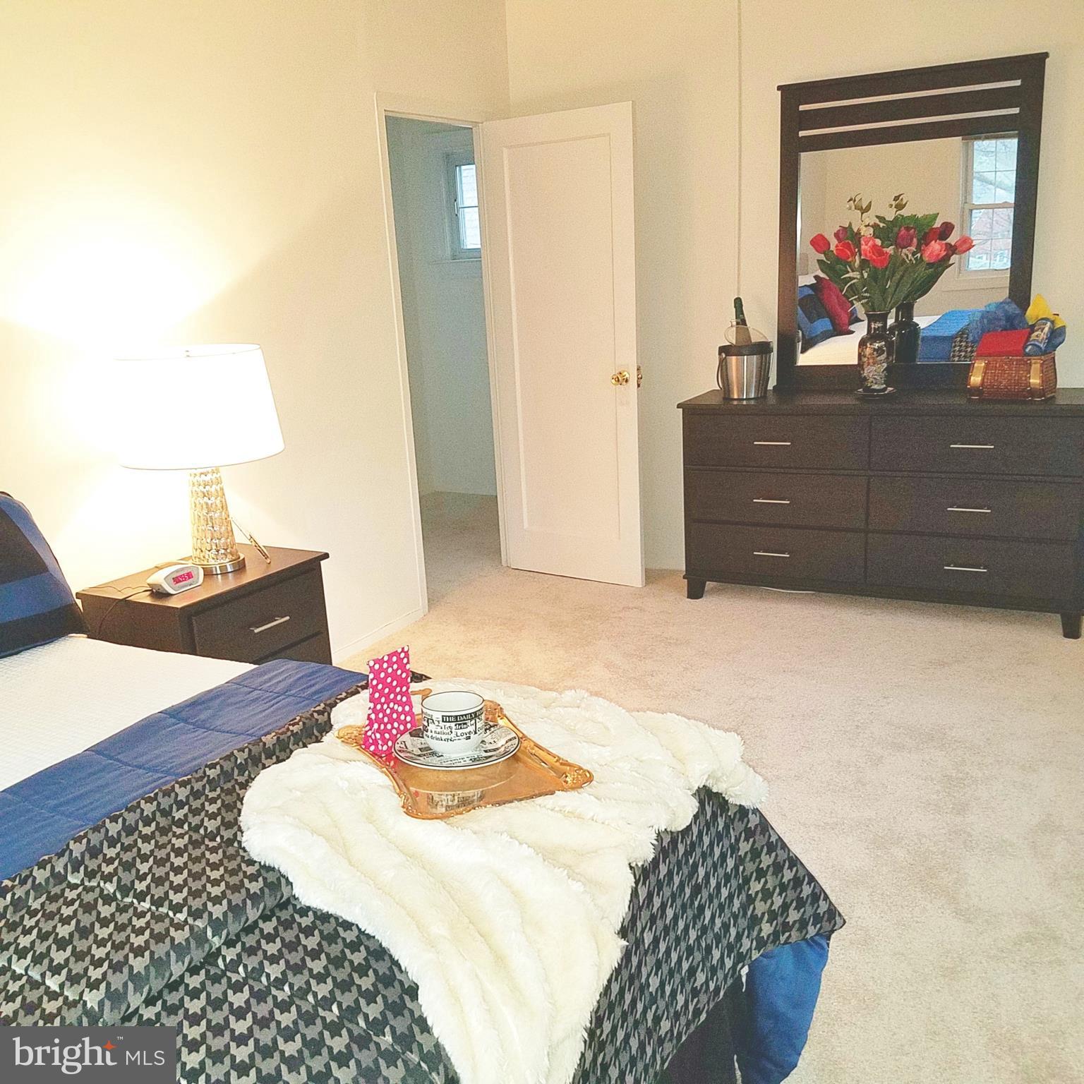 3221 Gunston Road, Unit 108 Alexandria, VA 22302 - Photo 13 of 20 Bedroom (Master)