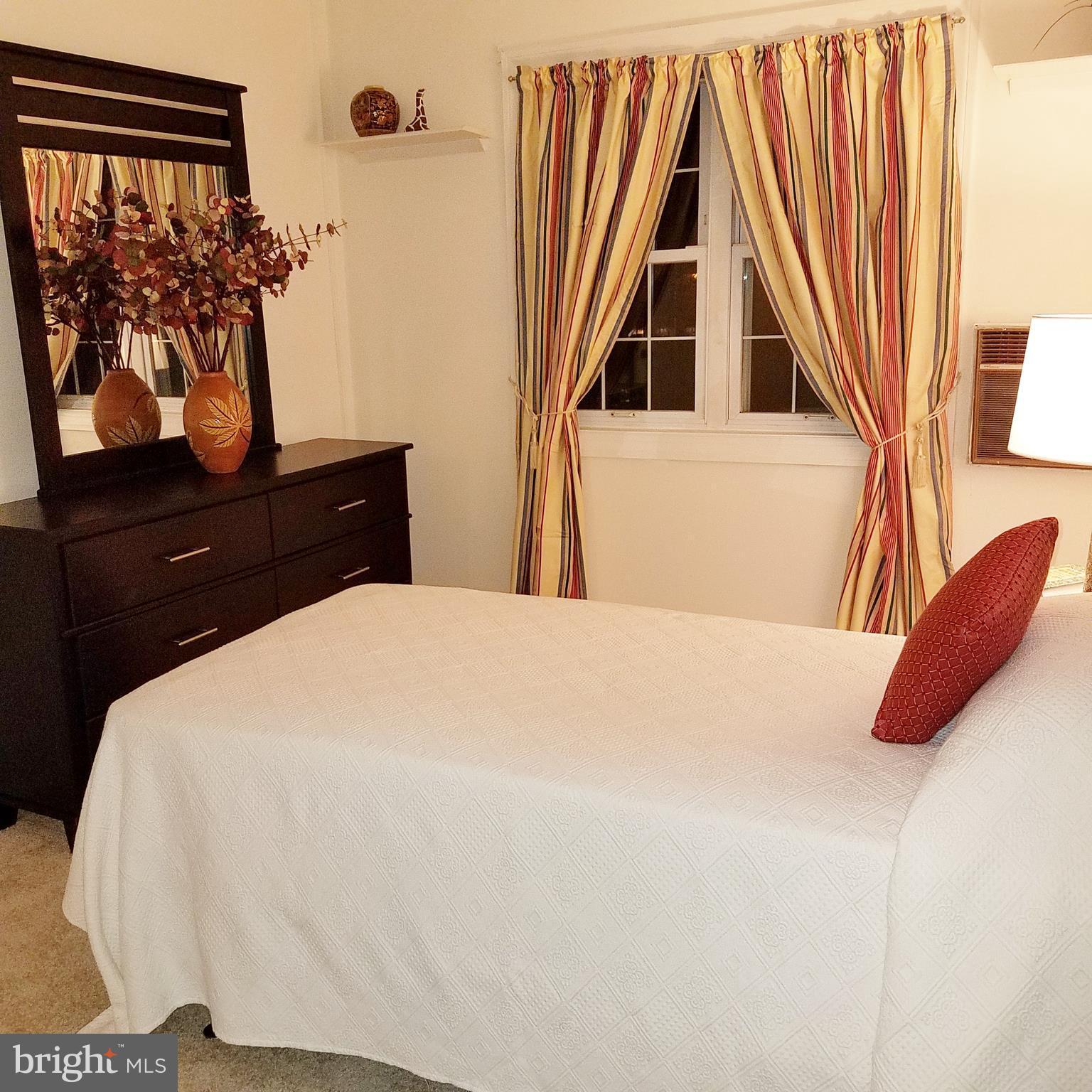 3221 Gunston Road, Unit 108 Alexandria, VA 22302 - Photo 15 of 20 Bedroom