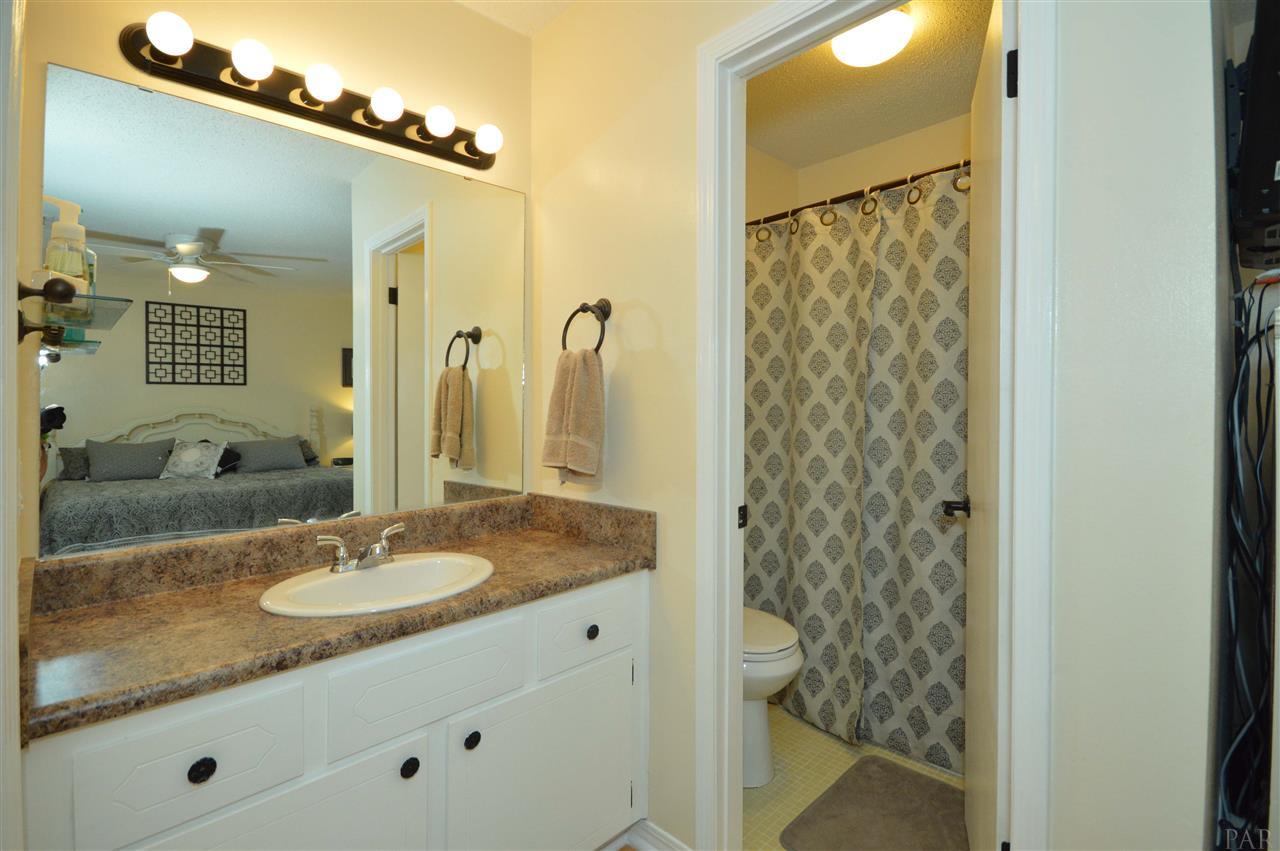 5860 Limestone Road Pensacola, FL 32504 - Photo 21 of 32 Gallery Image 21