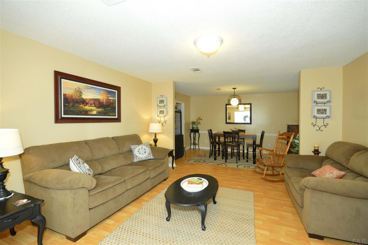 5860 Limestone Road Pensacola, FL 32504 - Photo 5 of 32 Gallery Image 5