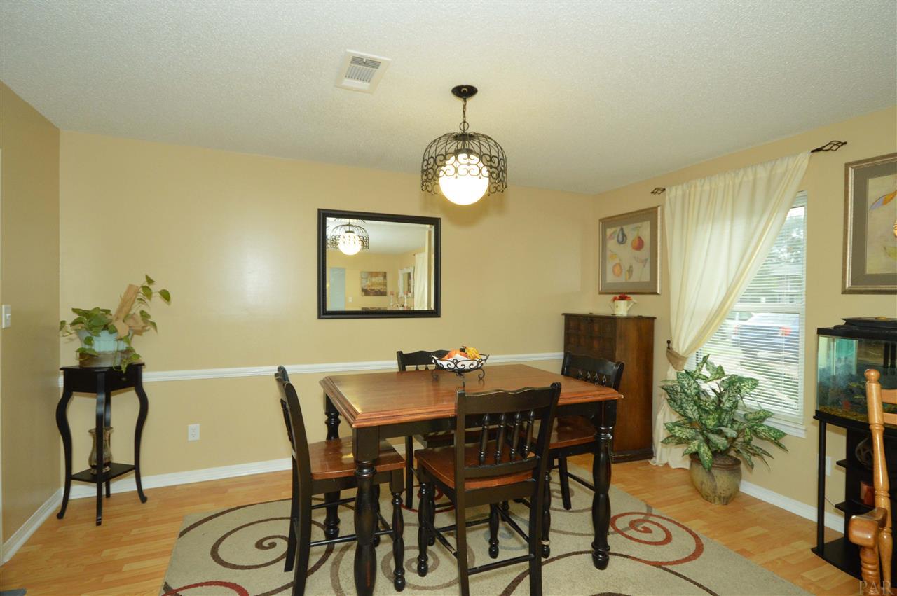 5860 Limestone Road Pensacola, FL 32504 - Photo 7 of 32 Gallery Image 7