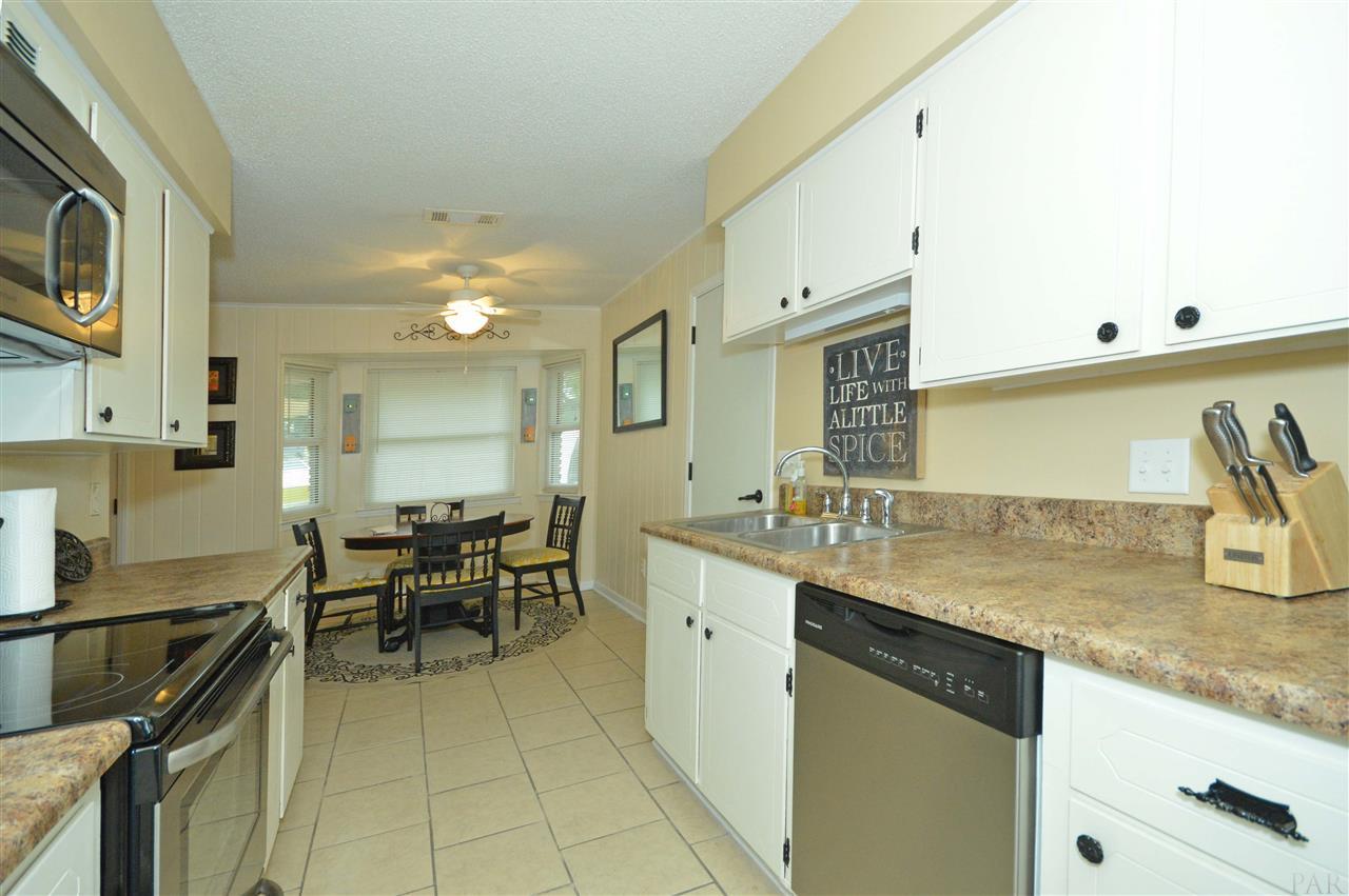 5860 Limestone Road Pensacola, FL 32504 - Photo 9 of 32 Gallery Image 9