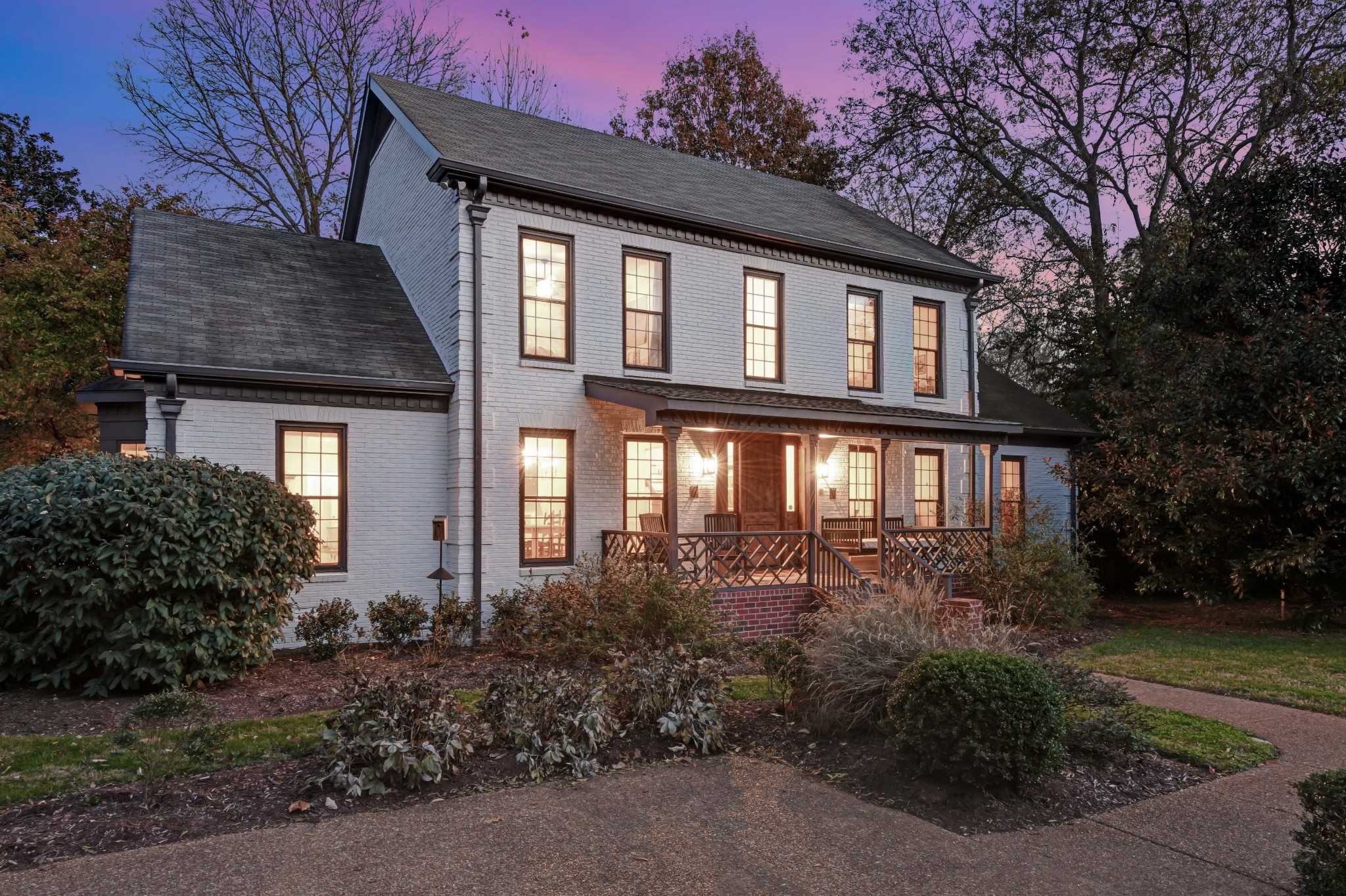 3704 Sycamore Lane Nashville, TN 37215 - Photo 2 of 32