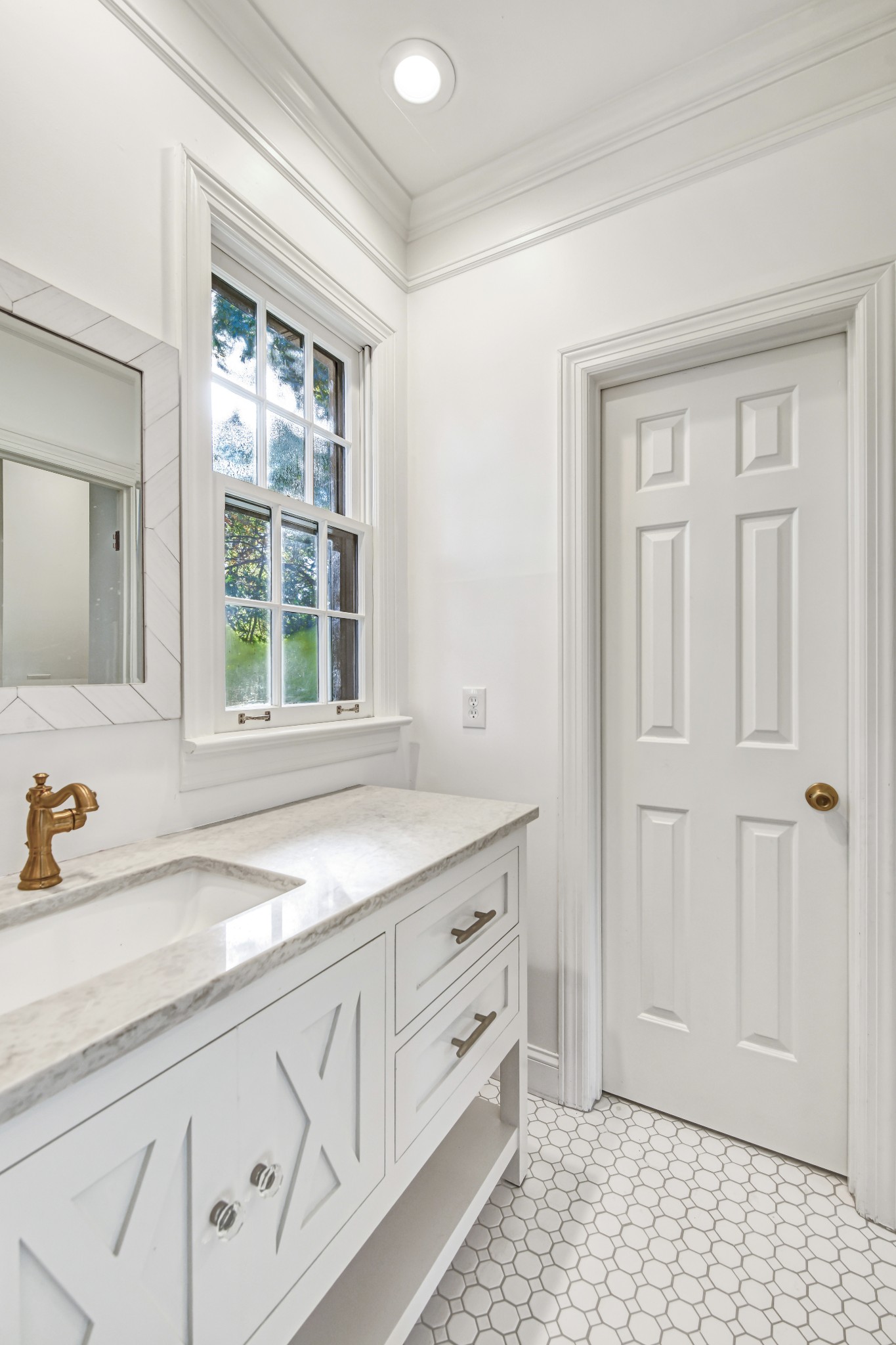 3704 Sycamore Lane Nashville, TN 37215 - Photo 27 of 32