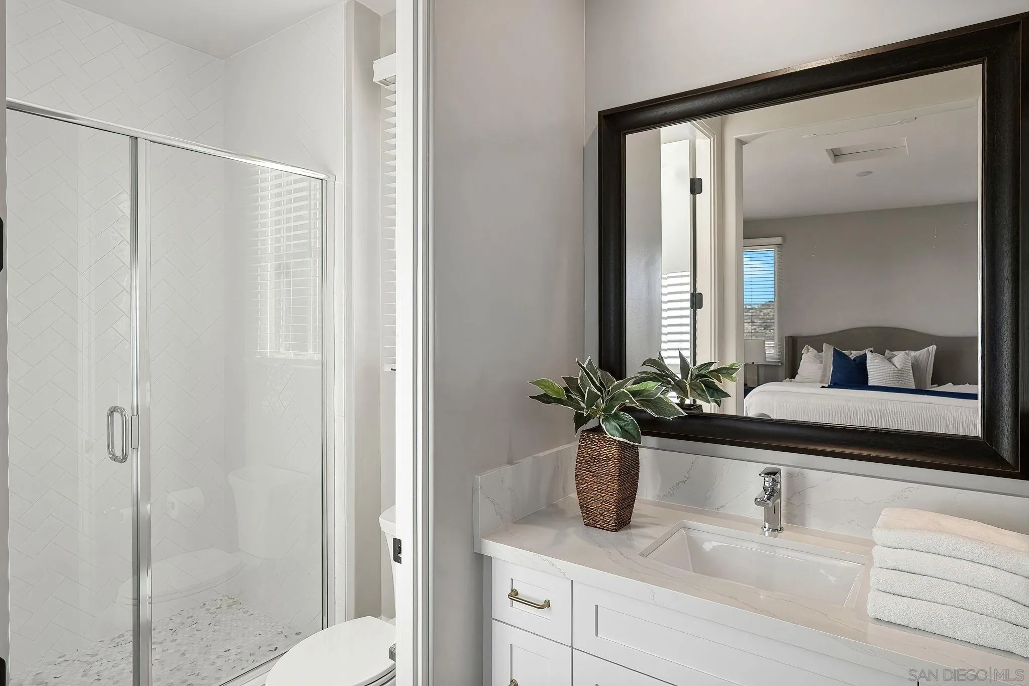 3947 Rancho Summit Drive Encinitas, CA 92024 - Photo 42 of 50 Gallery Image 42