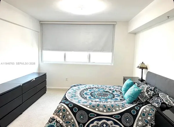 $3,999 | 253 Northeast 2nd Street, Unit 3903, Miami, FL 33132