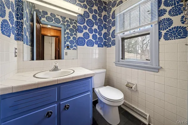 $399,000 | 125 Stoneridge Drive, DeWitt, NY 13214