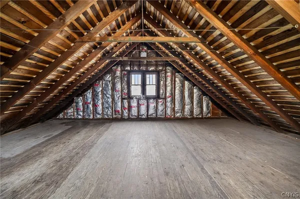 $399,000 | 125 Stoneridge Drive, DeWitt, NY 13214