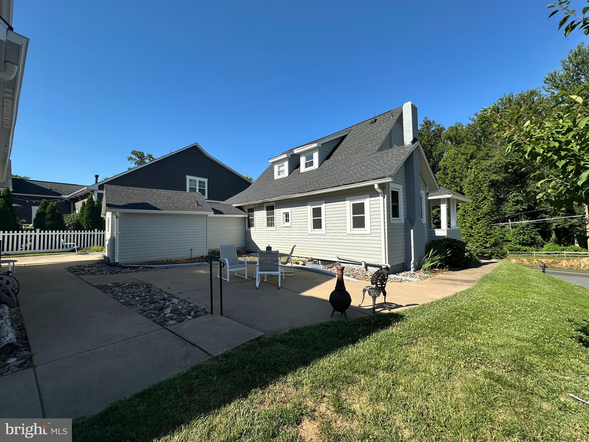1106 Monroe Street Herndon, VA 20170 - Photo 4 of 5
