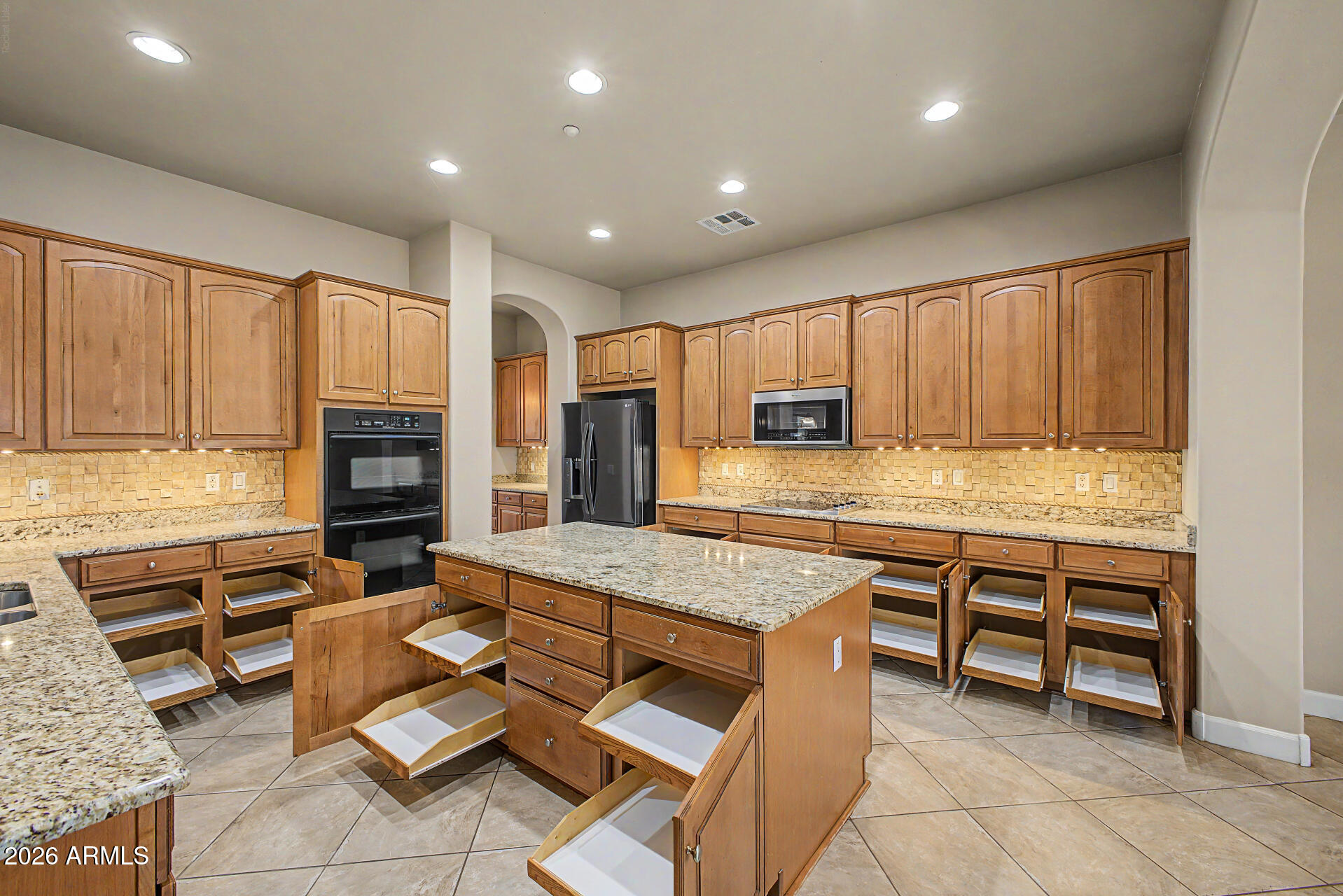 6705 West Fremont Road Laveen, AZ 85339 - Photo 24 of 88 Custom Kitchen Cabinets