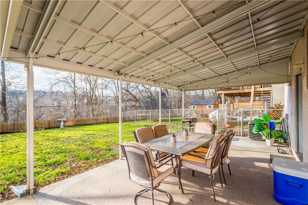 408 Pointview Road Pittsburgh, PA 15227 - Photo 22 of 29 Gallery Image 22