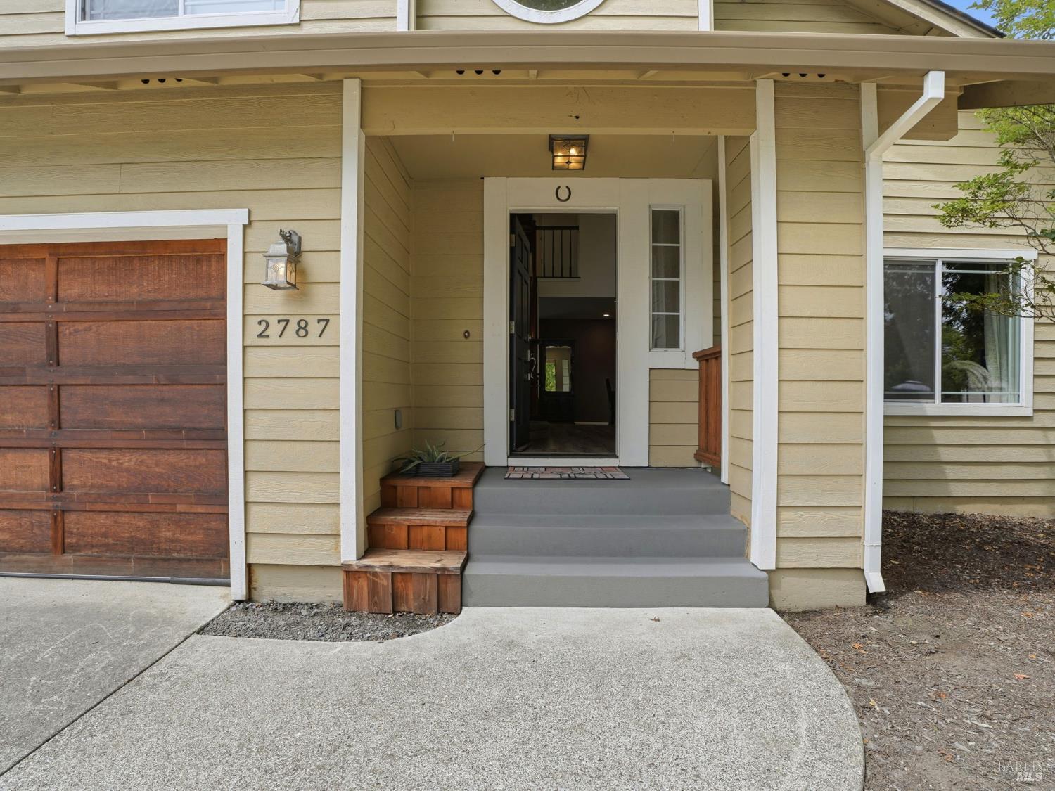 2787 Royal Oak Place Santa Rosa, CA 95403 - Photo 3 of 37
