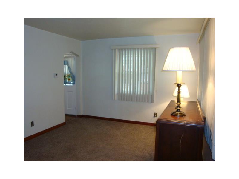 3522 Foster Road North Versailles, PA 15137 - Photo 5 of 22 Living Room.