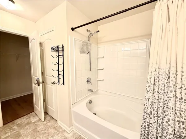 $330,000 | 400 O'Conner Boulevard, Athens, GA 30607