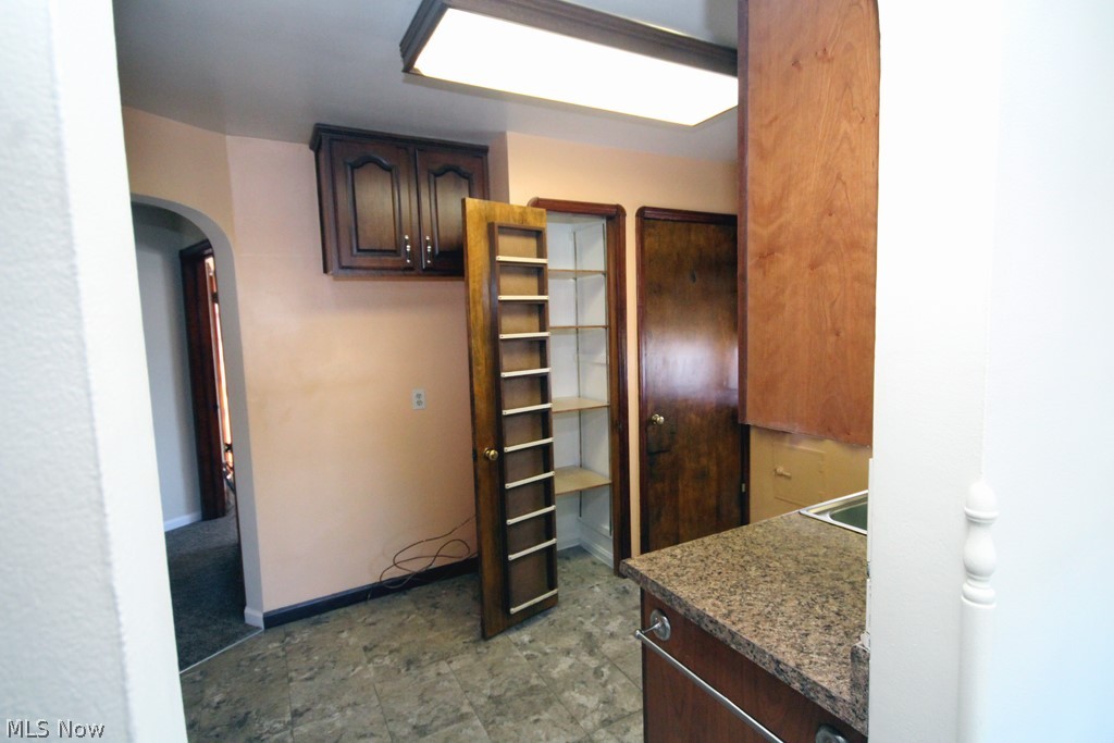8413 Ackley Road Cleveland, OH 44129 - Photo 10 of 32 Gallery Image 10