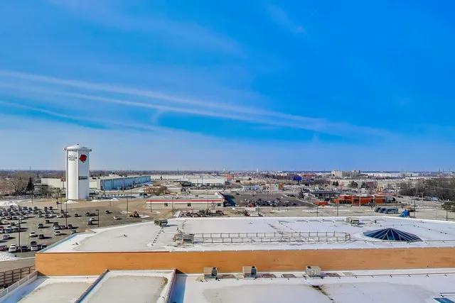 $300,000 | 1650 Riverwoods Drive, Unit 706, Melrose Park, IL 60160