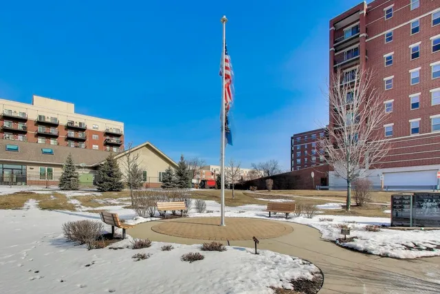 $300,000 | 1650 Riverwoods Drive, Unit 706, Melrose Park, IL 60160