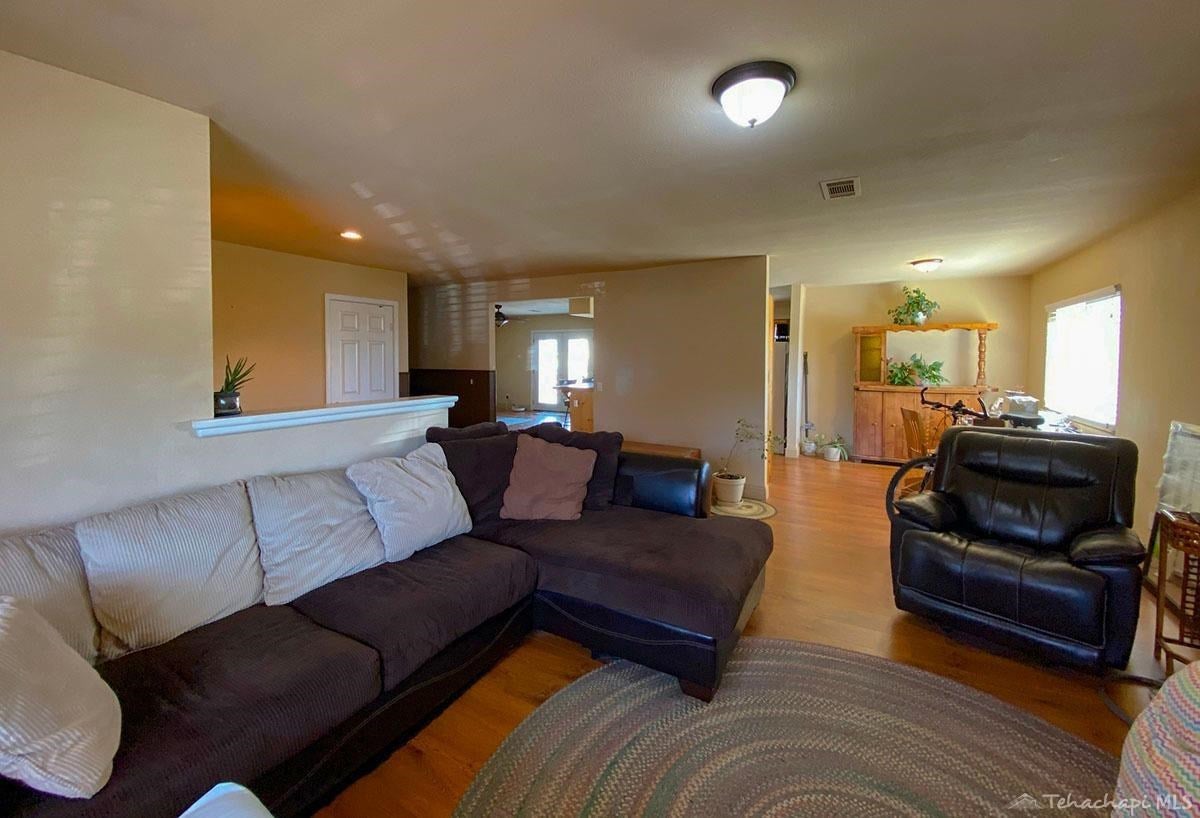 22218 Saddleback Road Tehachapi, CA 93561 - Photo 14 of 31 Gallery Image 14