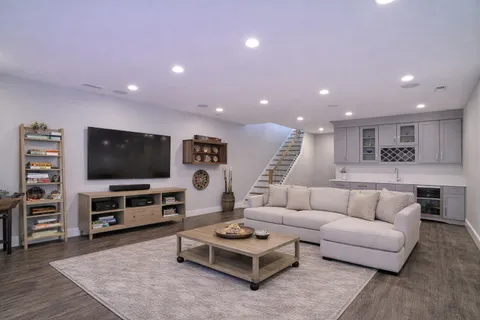 $999,900 | 3721 West Wabansia Avenue, Chicago, IL 60647