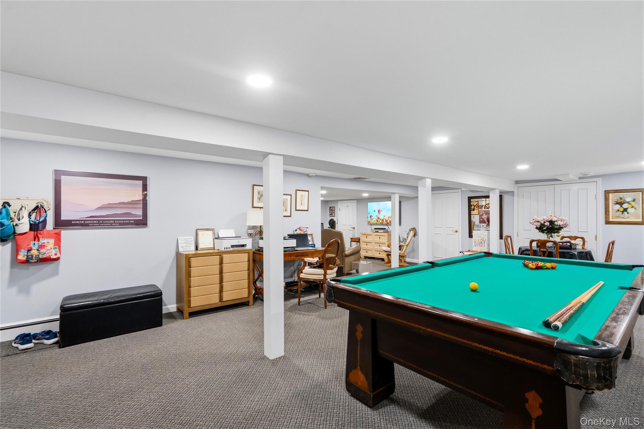 20 High Ridge Road Plainview, NY 11803 - Photo 27 of 35 Gallery Image 27