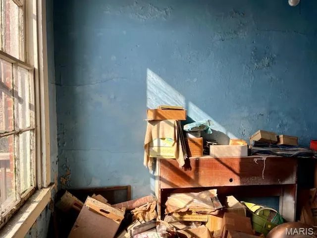 $275,000 | 1825 South 7th Street, Unit 13, St. Louis, MO 63104