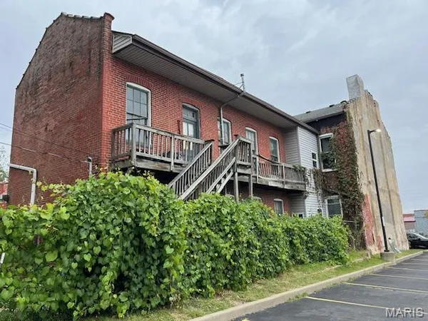 $225,000 | 1825 South 7th Street, Unit 13, St. Louis, MO 63104