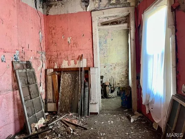 $275,000 | 1825 South 7th Street, Unit 13, St. Louis, MO 63104