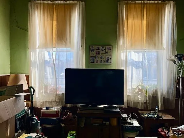 $275,000 | 1825 South 7th Street, Unit 13, St. Louis, MO 63104